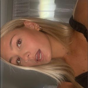 Meet your Posher, Jena